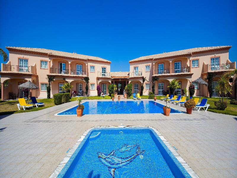 Atalaia Sol Aparthotel - Tennis & Heated Pool In Winter Лагуш Екстер'єр фото
